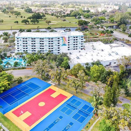 Chateau Mar Golf Resort, Trademark Collection By Wyndham Lauderhill Buitenkant foto