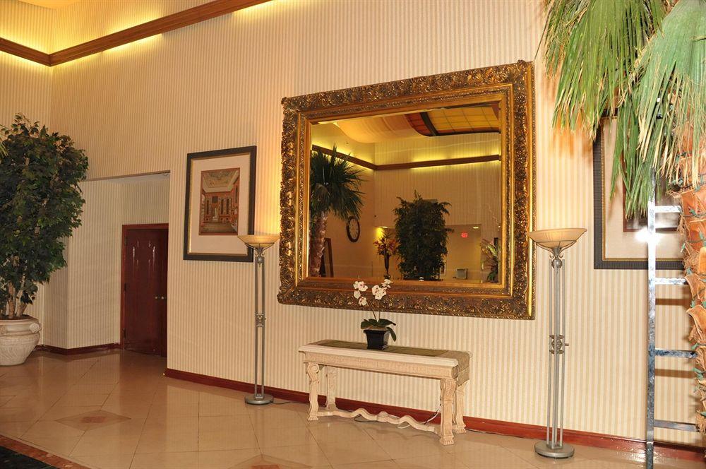 Chateau Mar Golf Resort, Trademark Collection By Wyndham Lauderhill Buitenkant foto