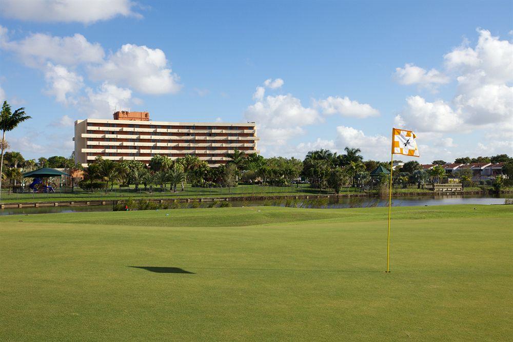 Chateau Mar Golf Resort, Trademark Collection By Wyndham Lauderhill Buitenkant foto