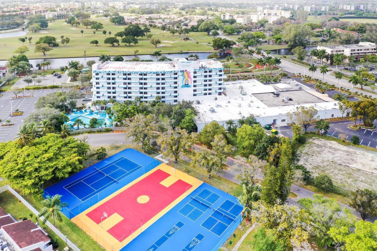 Chateau Mar Golf Resort, Trademark Collection By Wyndham Lauderhill Buitenkant foto